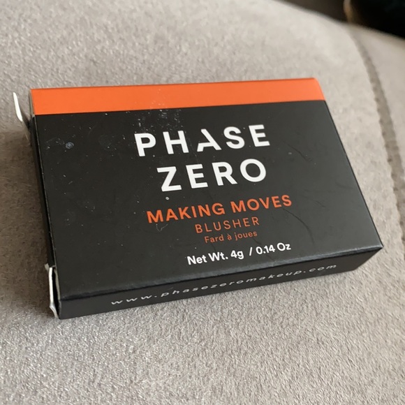 Phase Zero Blusher-Making Moves - Picture 4 of 7